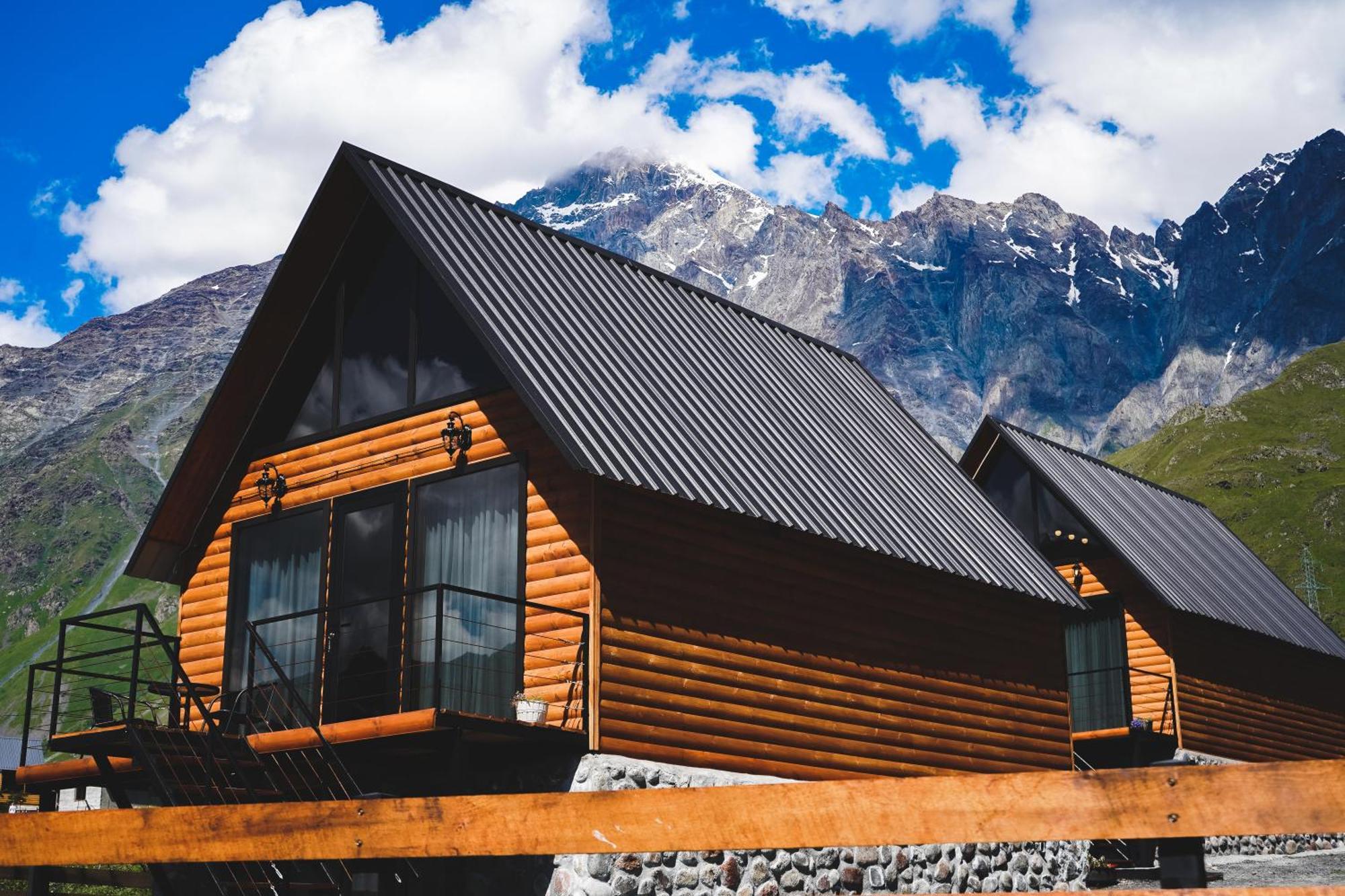 Traveler'S Cottages In Kazbegi Exterior foto