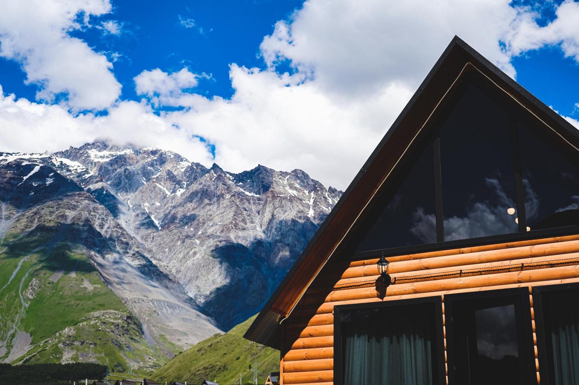 Traveler'S Cottages In Kazbegi Exterior foto